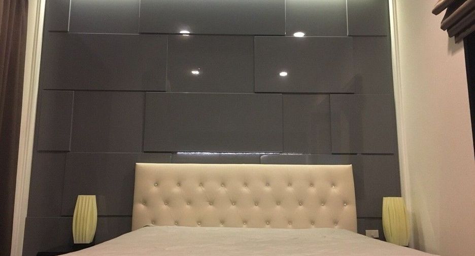 For sale 3 bedrooms townhouse in Bang Khun Thian, Bangkok