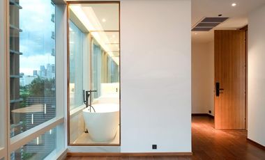 For sale 2 bedrooms condo in Pathum Wan, Bangkok