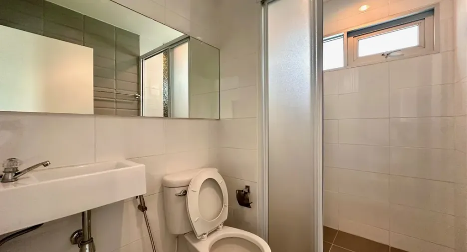 Condo en venta de 2 habitaciones en Khlong Toei, Bangkok