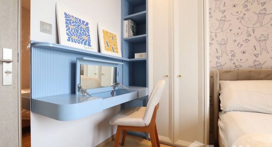For sale 2 bedrooms condo in Huai Khwang, Bangkok