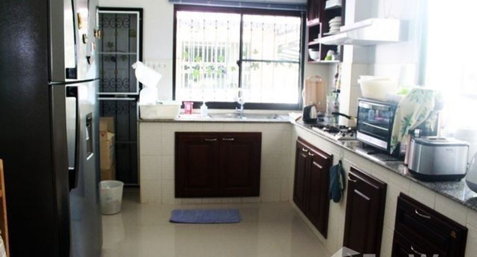 出售 4 卧室 独立屋 在 Mueang Ubon Ratchathani, Ubon Ratchathani