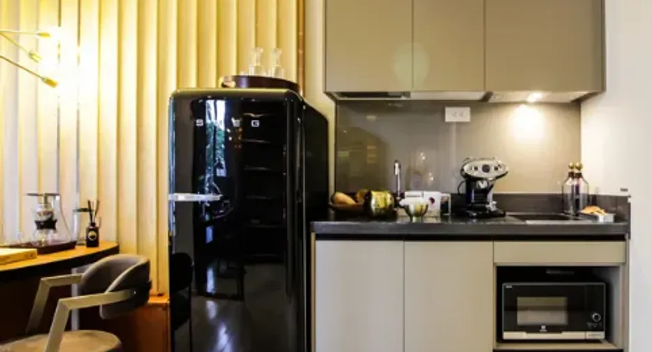 À vendre 1 chambre condo à Huai Khwang, Bangkok