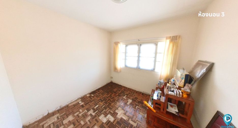 For sale 4 bedrooms house in Mueang Samut Prakan, Samut Prakan