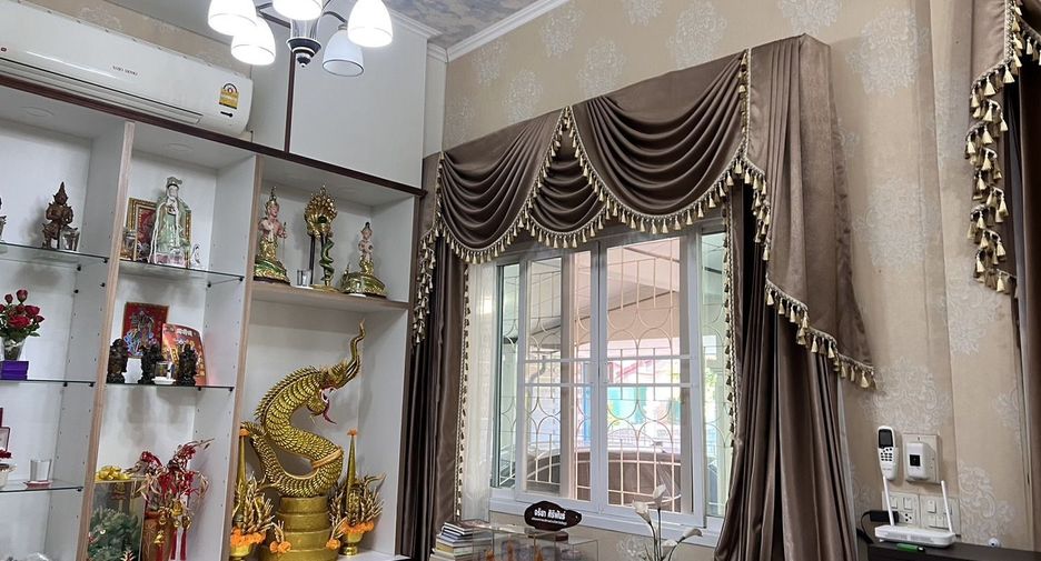 For sale 3 bedrooms house in Mueang Chaiyaphum, Chaiyaphum