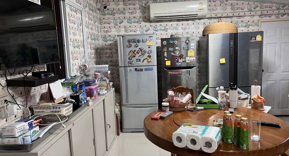 For sale 3 bedrooms house in Mueang Chaiyaphum, Chaiyaphum