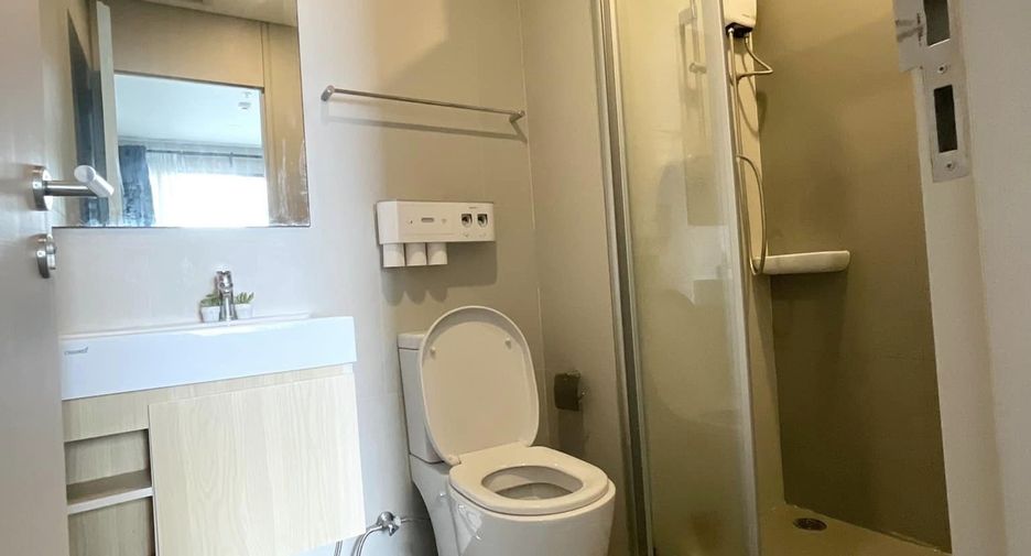 For sale 1 bed condo in Watthana, Bangkok