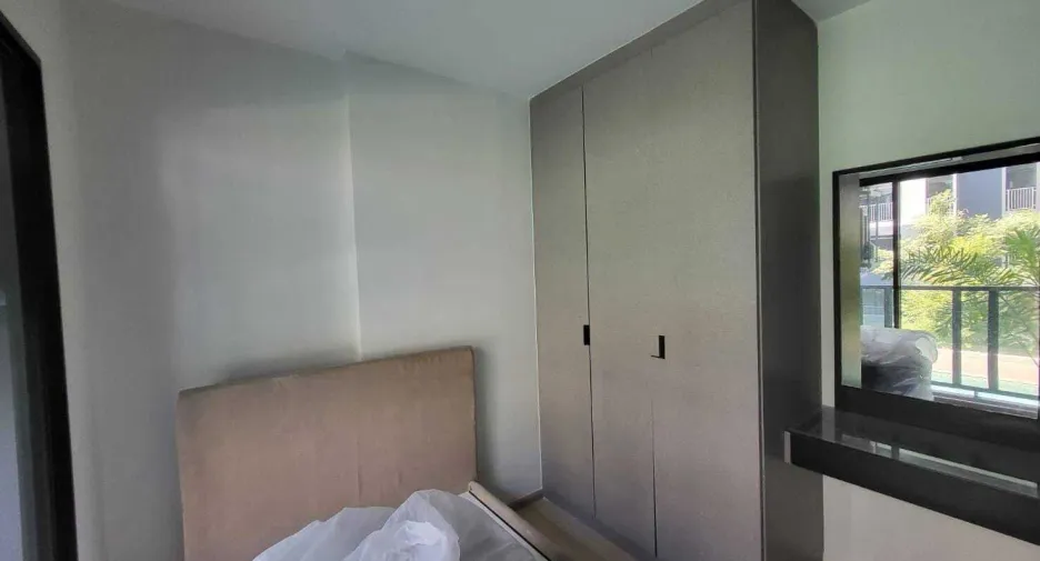 Condo en venta de 2 habitaciones en Huai Khwang, Bangkok
