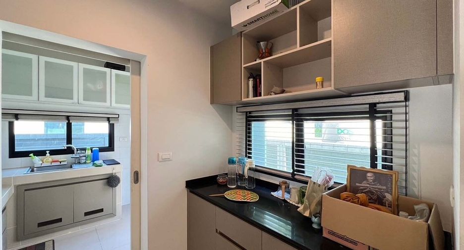 For sale 3 bedrooms house in Khlong Luang, Pathum Thani