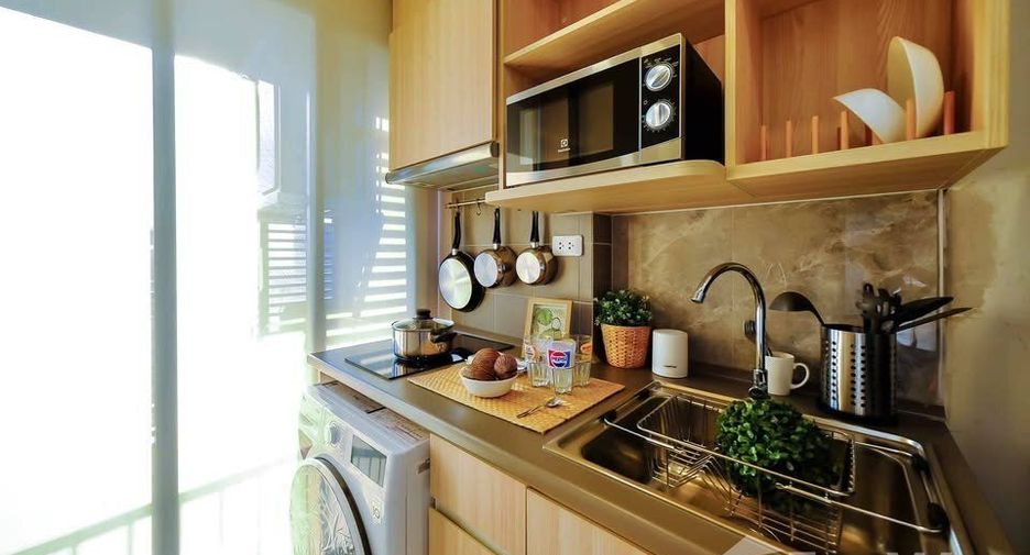 For sale 1 bed condo in Bang Na, Bangkok