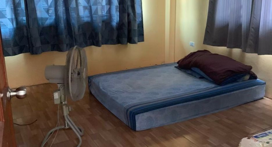 For sale 5 bedrooms house in Bang Nam Priao, Chachoengsao
