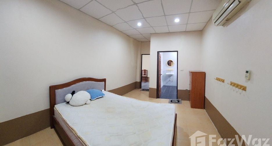 Продажа 5 спальни дом в Kham Thale So, Накхон Ратчасима
