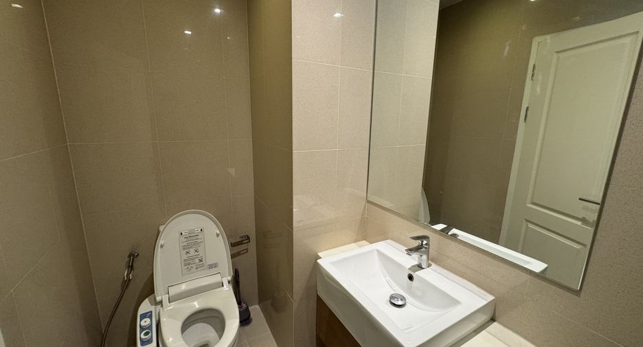ขาย และ ให้เช่า 2 ห้องนอน คอนโด ใน คลองเตย, กรุงเทพฯ