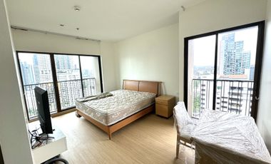 For sale そして for rent 2 ベッドルーム condo in Khlong Toei, Bangkok