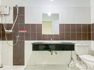 For sale 2 bedrooms townhouse in Mueang Chachoengsao, Chachoengsao