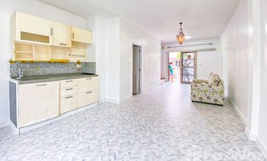 For sale 2 ベッドルーム townhouse in Mueang Chachoengsao, Chachoengsao