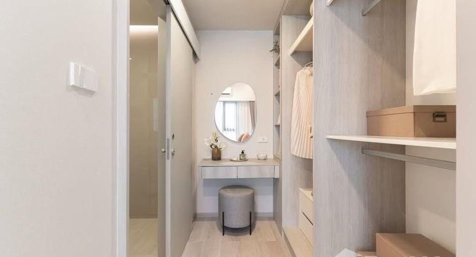 For sale 1 bed condo in Huai Khwang, Bangkok