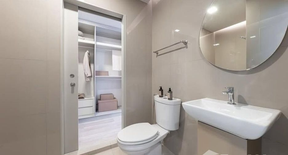 For sale 1 bed condo in Huai Khwang, Bangkok