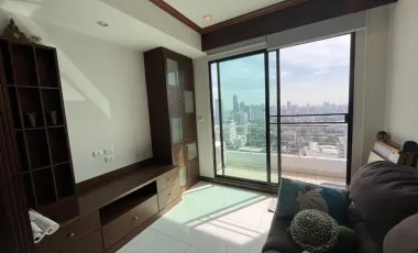 For sale 2 bedrooms condo in Watthana, Bangkok