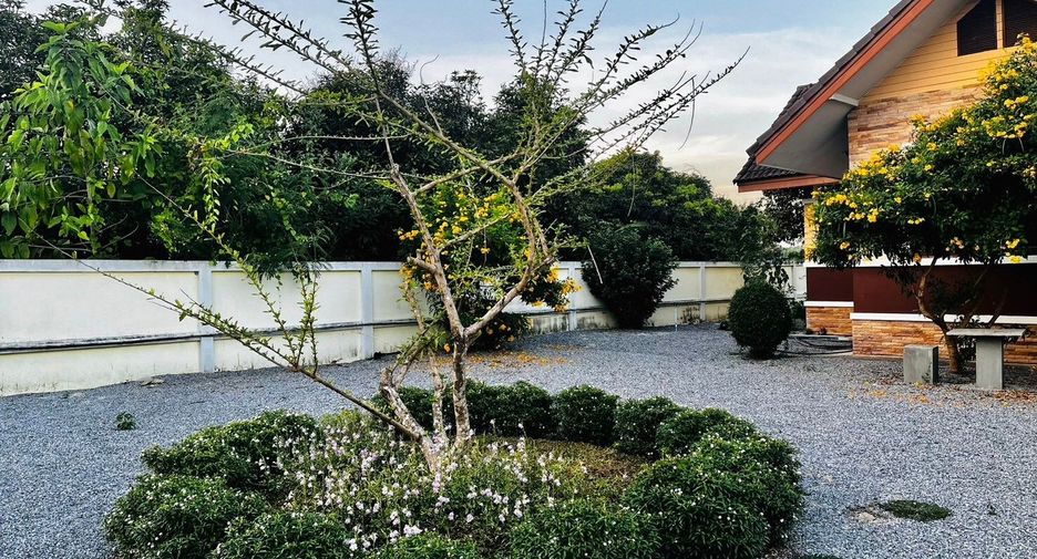 Haus zum Kauf mit 4 Zimmer in Mueang Chiang Rai, Chiang Rai