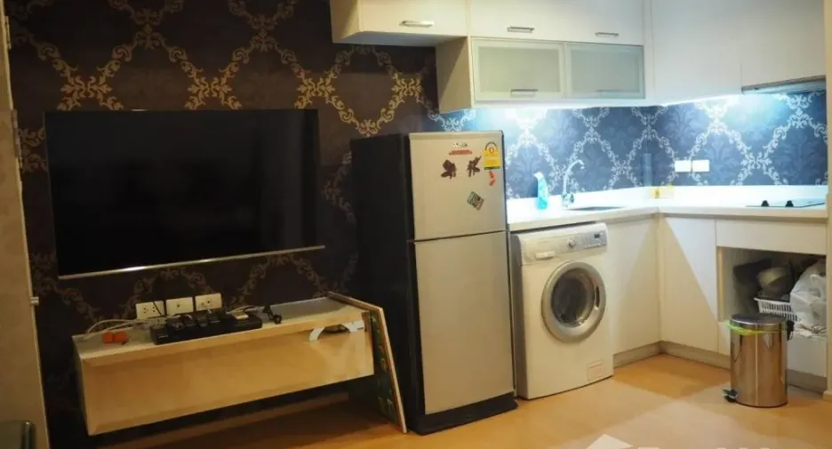 For sale 1 bed condo in Watthana, Bangkok