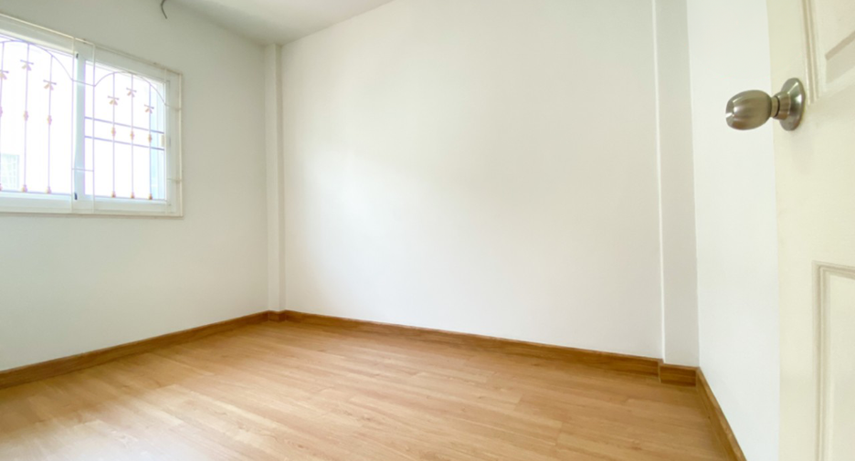 For sale 3 ベッドルーム townhouse in Mueang Chon Buri, Chonburi