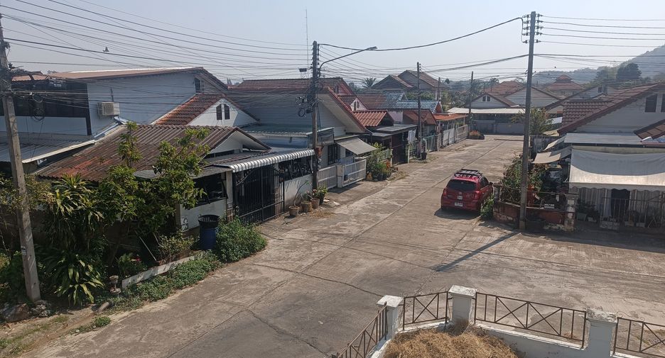 For sale 3 bedrooms house in Mueang Chiang Rai, Chiang Rai