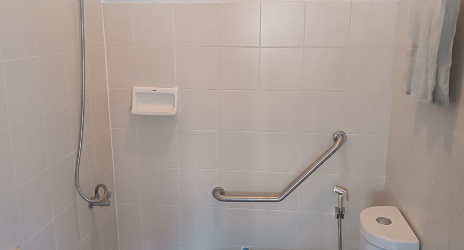 For sale 3 bedrooms house in Mueang Chiang Rai, Chiang Rai