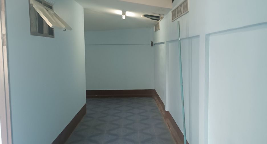 For sale 3 bedrooms house in Mueang Chiang Rai, Chiang Rai