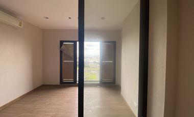 For sale 1 Beds condo in Bang Phlat, Bangkok