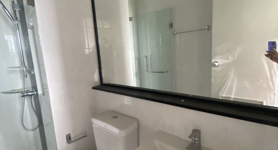 For sale 1 Beds condo in Bang Phlat, Bangkok