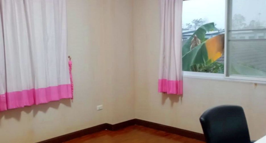 Haus zur Miete mit 3 Zimmer in Mueang Chiang Rai, Chiang Rai