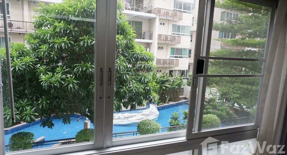For sale そして for rent 2 ベッドルーム condo in Watthana, Bangkok
