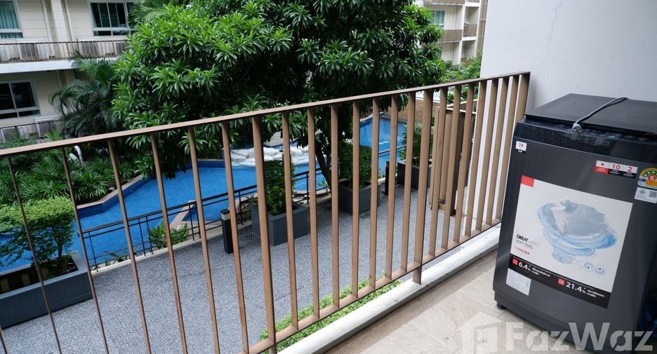For sale そして for rent 2 ベッドルーム condo in Watthana, Bangkok
