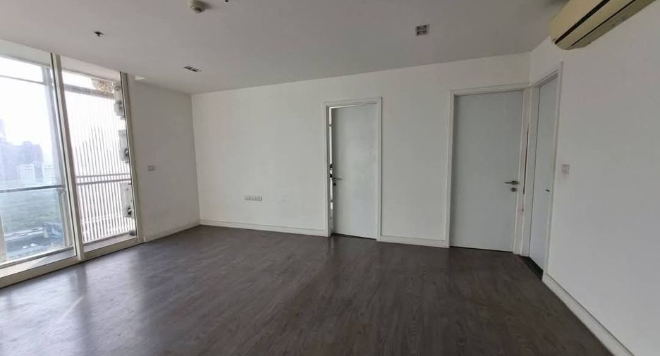 Продажа 2 спальни кондо в Ратчатхещи, Бангкок