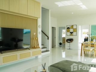For sale 4 bedrooms house in Mueang Songkhla, Songkhla