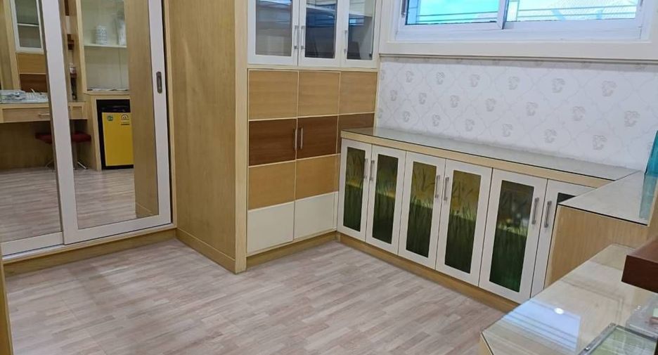 Haus zur Miete mit 4 Zimmer in Mueang Khon Kaen, Khon Kaen