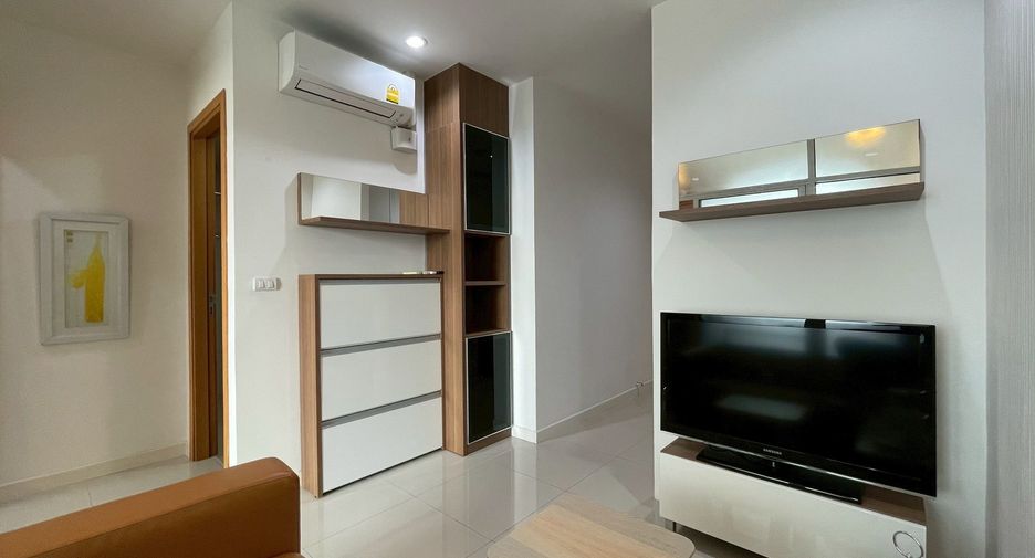 For sale 2 bedrooms condo in Watthana, Bangkok