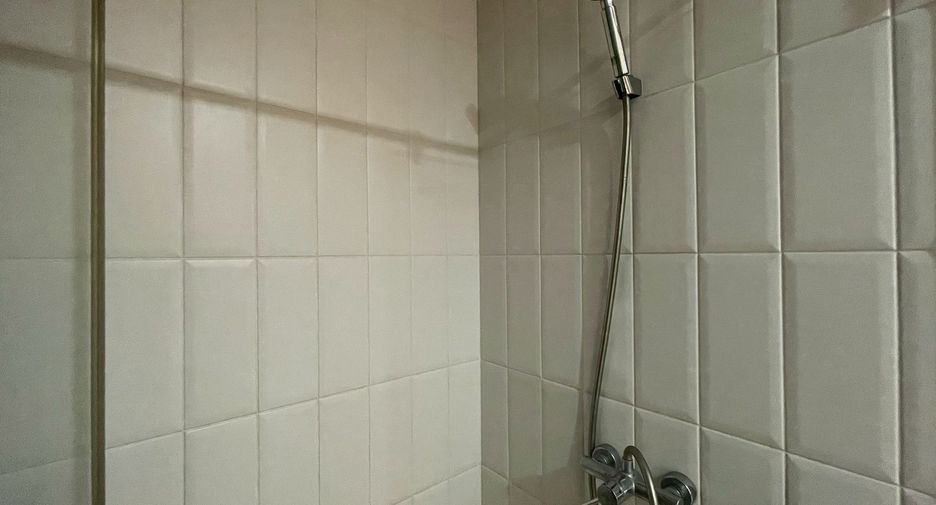 For sale 2 bedrooms condo in Watthana, Bangkok