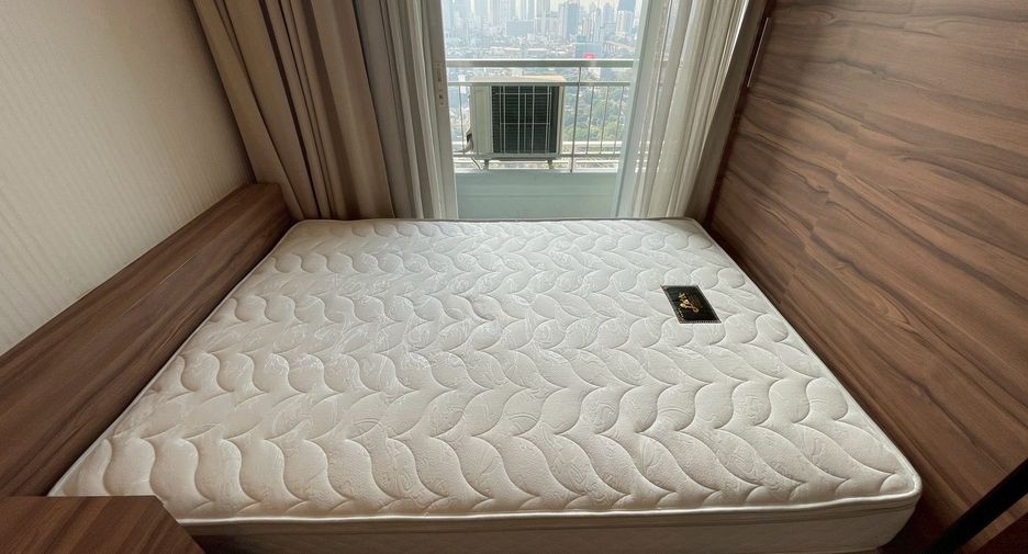 For sale 2 bedrooms condo in Watthana, Bangkok