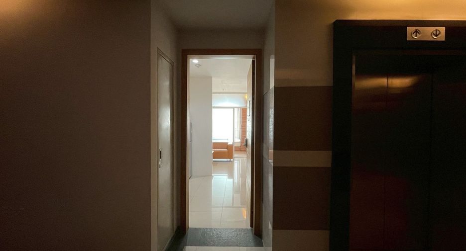 Продажа 2 спальни кондо в Щаттхана, Бангкок