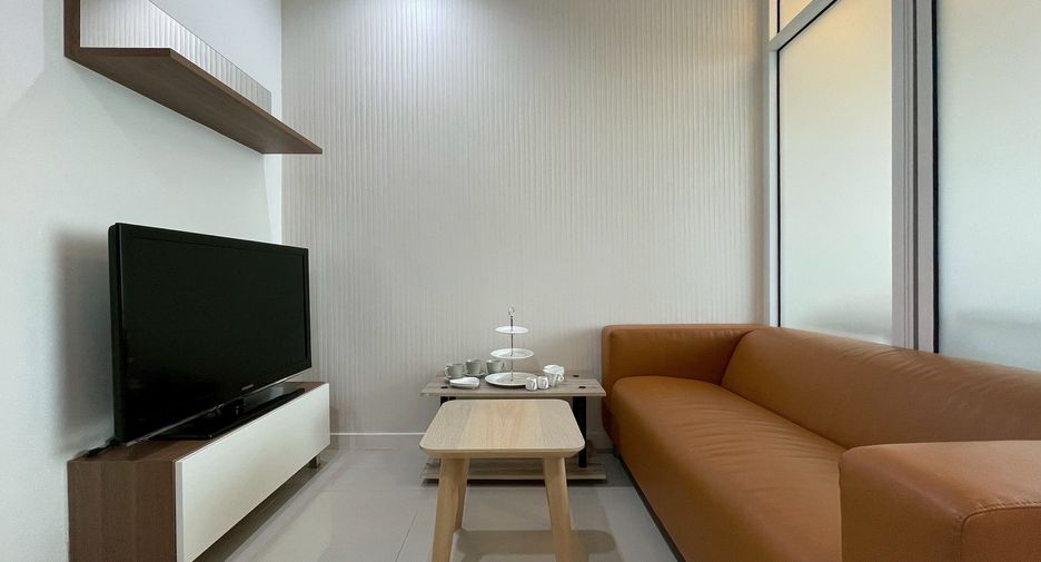 For sale 2 bedrooms condo in Watthana, Bangkok