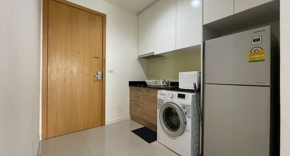 For sale 2 bedrooms condo in Watthana, Bangkok