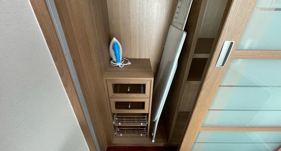 Продажа 2 спальни кондо в Щаттхана, Бангкок