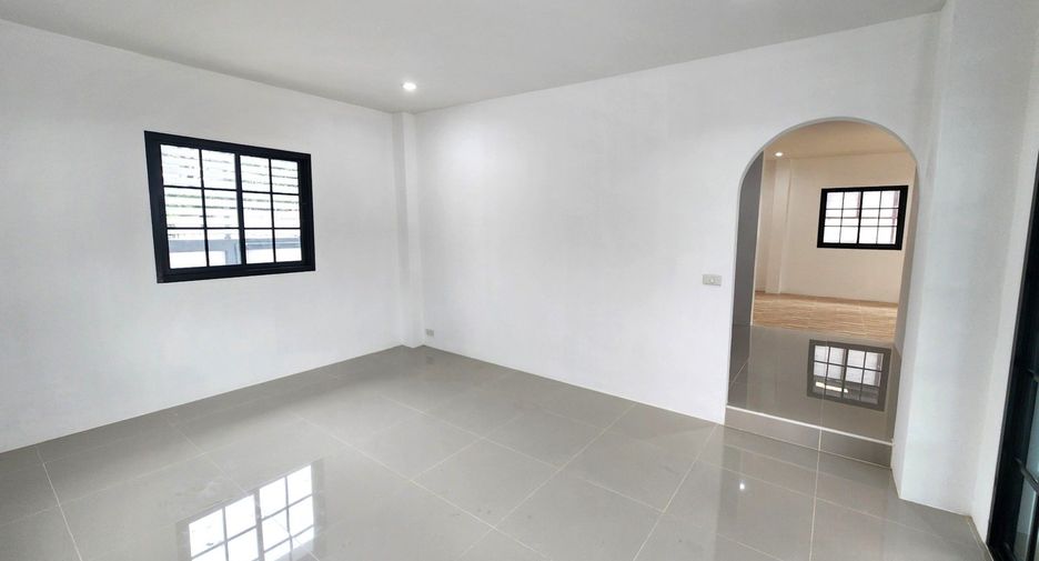 Haus zum Kauf mit 3 Zimmer in Lam Luk Ka, Pathum Thani
