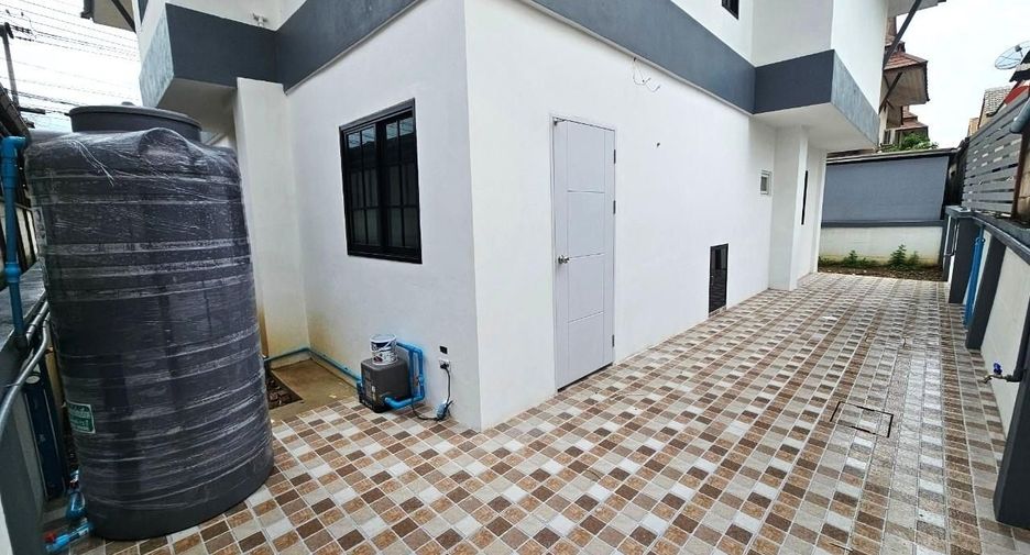 Haus zum Kauf mit 3 Zimmer in Lam Luk Ka, Pathum Thani