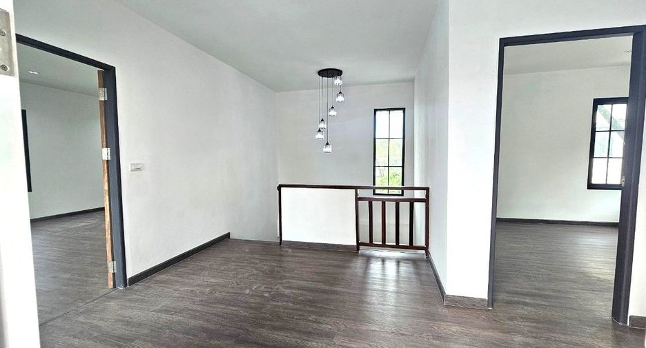 Haus zum Kauf mit 3 Zimmer in Lam Luk Ka, Pathum Thani