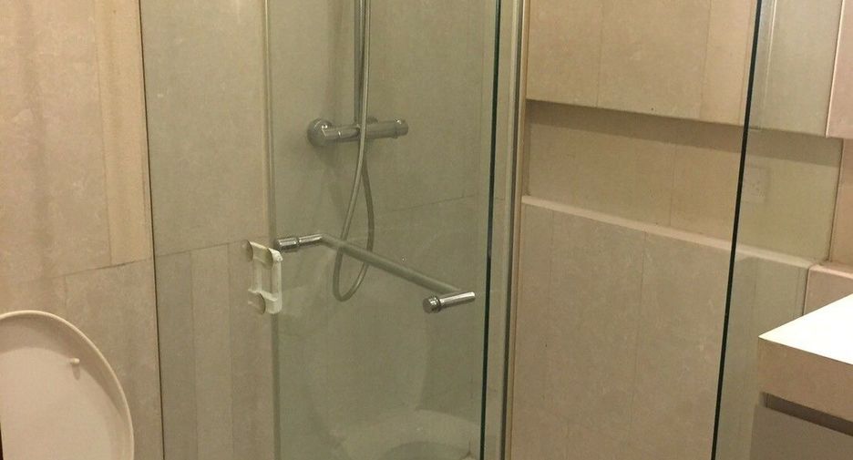 For sale and for rent 1 bed condo in Watthana, Bangkok