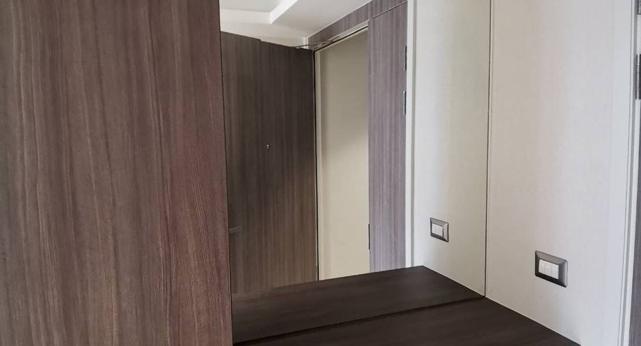For sale 3 bedrooms condo in Watthana, Bangkok