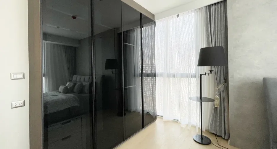For sale 3 bedrooms condo in Watthana, Bangkok
