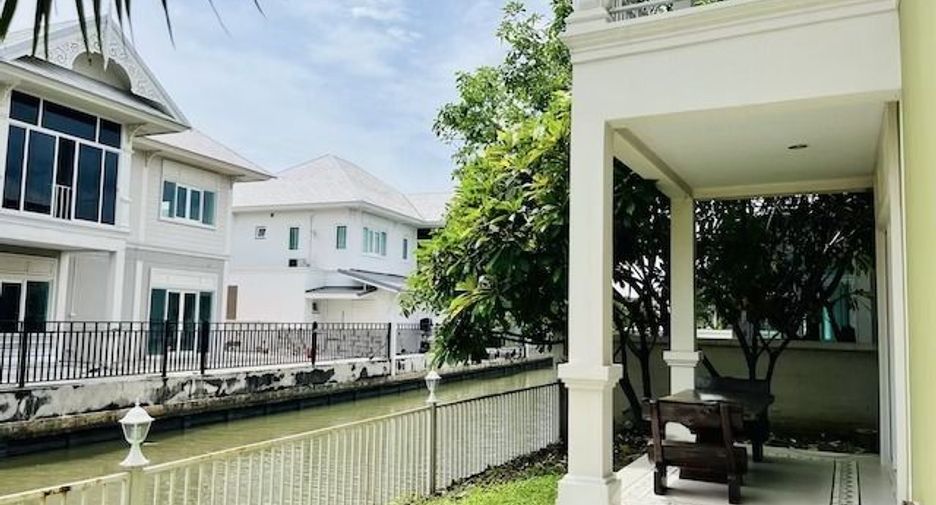 For sale 3 bedrooms house in Mueang Samut Sakhon, Samut Sakhon